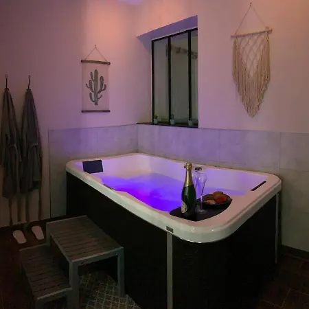 6 Place De La Détente Saint-Venant